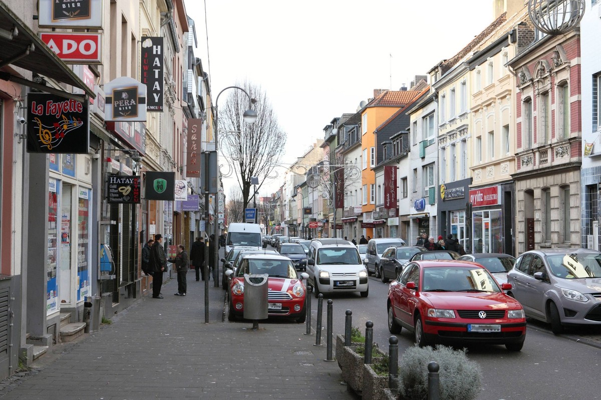 Keupstraße am 18.01.2015 in Köln In der Keupstraße in Köln-Mülheim wurde am 9. Juni 2004 das Nagelbombenattentat verübt. xBPJPGx