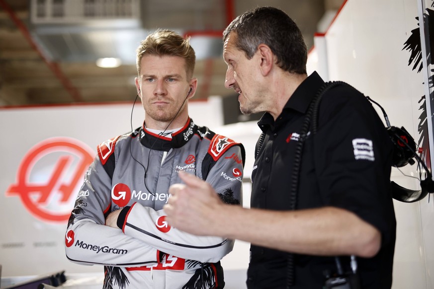 Formula 1 2023: Miami GP MIAMI INTERNATIONAL AUTODROME, UNITED STATES OF AMERICA - MAY 05: Nico Hulkenberg, Haas F1 Team, and Guenther Steiner, Team Principal, Haas F1 Team during the Miami GP at Miam ...