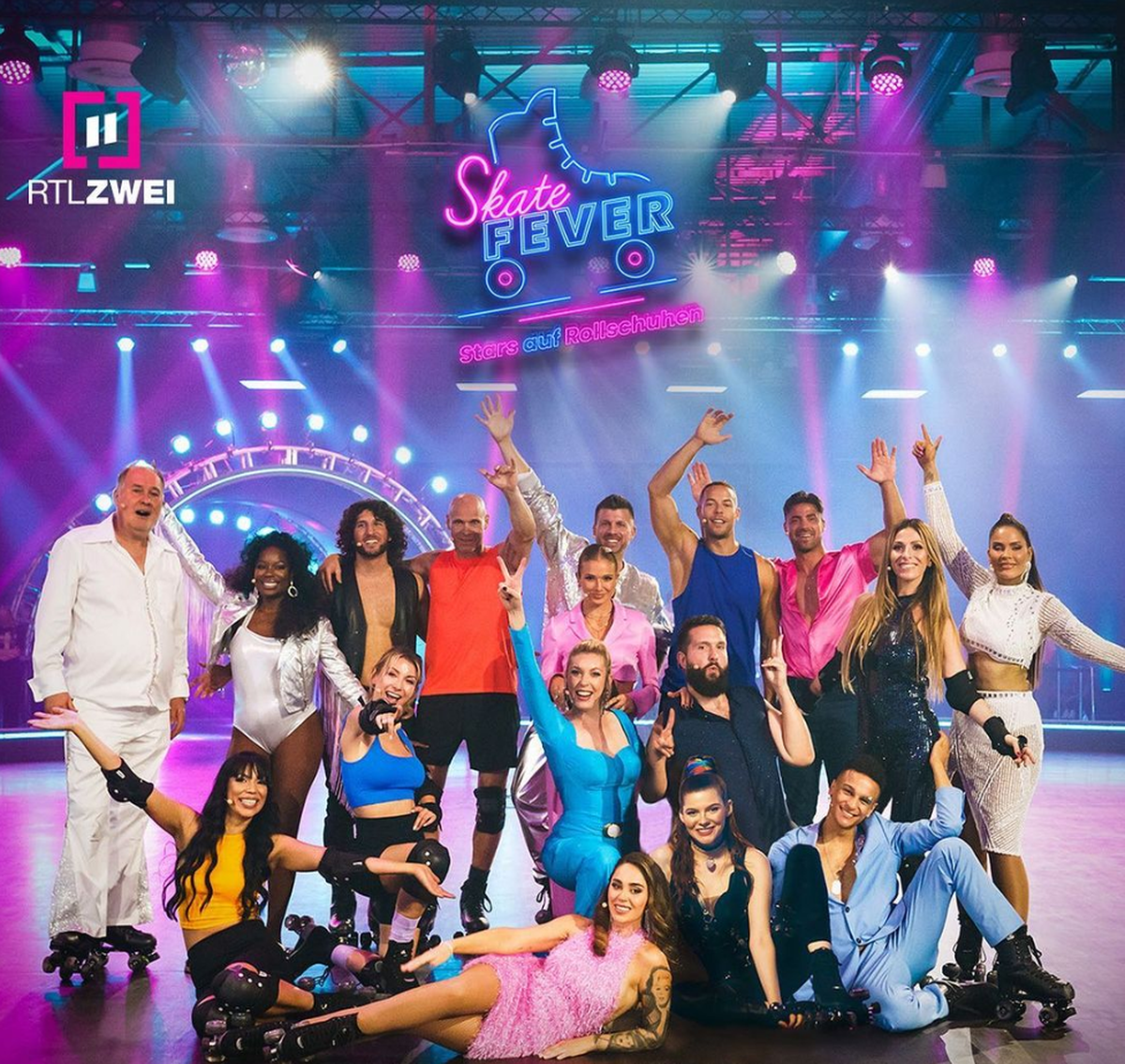 Diese 16 Promis sind in der Tanzshow mit dabei.