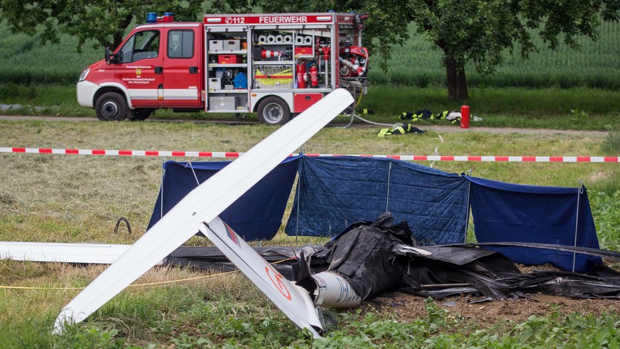Bei Mosbach stürzte ein Kleinflugzeug ab