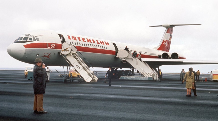 Eine sowjetische Iljuschin 62 der DDR-Luftlinie Interflug.