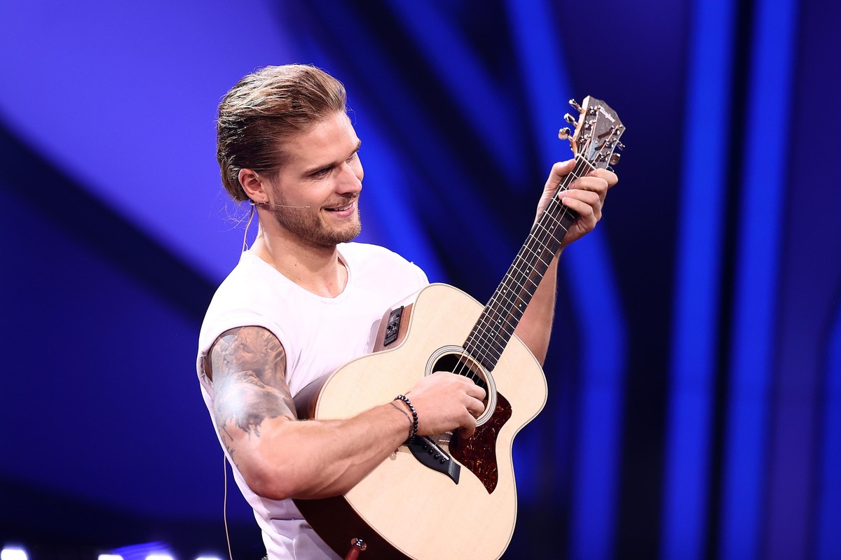 COLOGNE, GERMANY - MARCH 19: Rurik Gislason performs on stage during the 3rd show of the 14th season of the television competition "Let's Dance" on March 19, 2021 in Cologne, Germany. ( ...