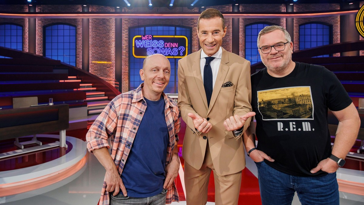 ARD WER WEISS DENN SOWAS? Das erfolgreiche Ratequiz kehrt zurück, ab (23.10.23) immer montags bis freitags um 18.00 Uhr im Ersten.
Die 10. Staffel der Vorabend-Quizshow „Wer weiß denn sowas?“ startet  ...