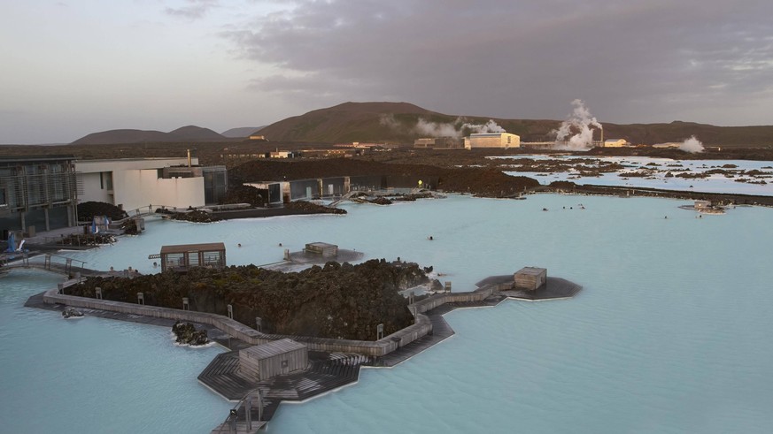 Blaue Lagune, Geothermalbad, bei Grindavik, Su