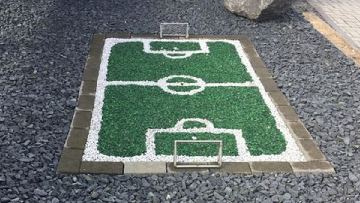 Garten Diese sind so grauenvoll, dass sie wieder lustig sind