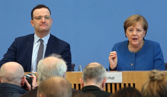Angela Merkel und Jens Spahn bei der Bundespressekonferenz.