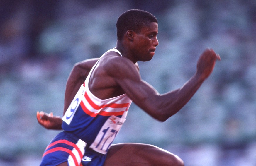 Bildnummer: 03017834 Datum: 26.07.1992 Copyright: imago/Kosecki
Carl Lewis (USA); Vdia, quer, close Olympische Sommerspiele 1992, Weitsprung, weit, Barcelona o0 Spiele Dynamik, Leichtathletik OS Somm ...