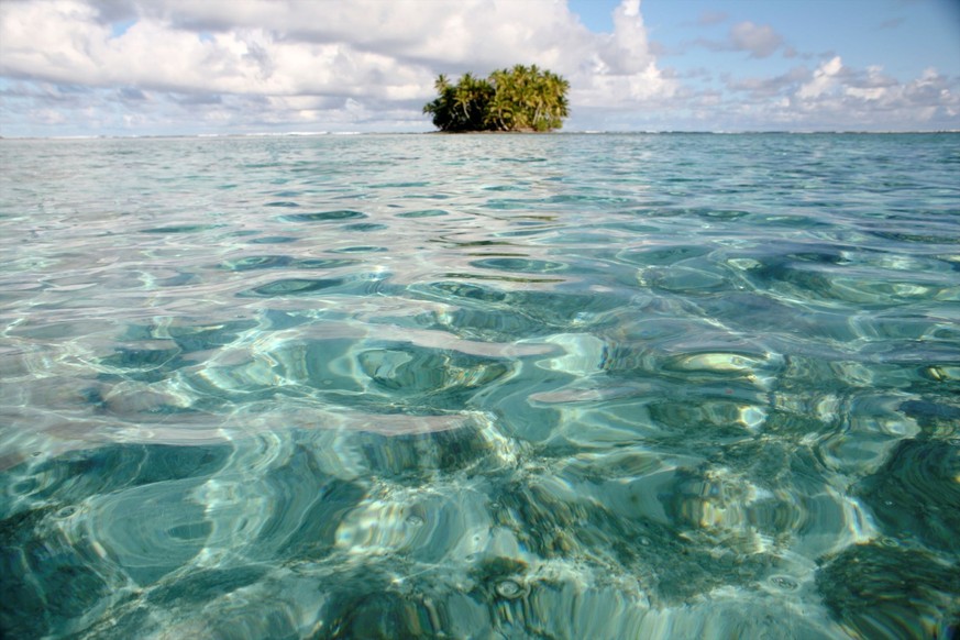 Tuvalu island in the pacific ocean threatens to disappear in the next 50 years due to sea level rise