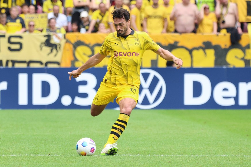 12.08.2023, Fussball, Herren, DFB-Pokal, 1.Runde, Saison 2023/2024, TSV Schott Mainz - Borussia Dortmund, Mats Hummels Borussia Dortmund Mainz Mewa Arena Rheinland-Pfalz Deutschland DE *** 12 08 2023, ...