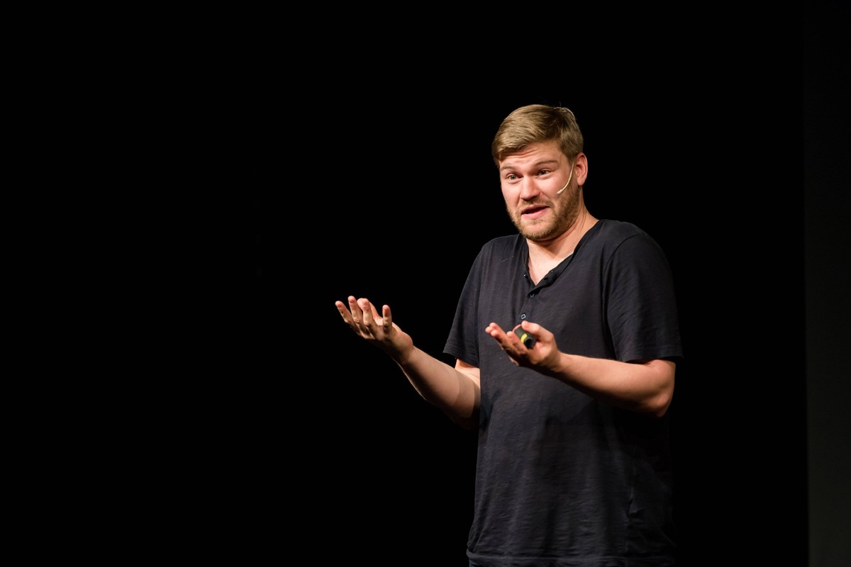 Freising, 19.10.2017: Shahak Shapira im Lindenkeller. Foto: Lukas Barth-Tuttas Shahak Shapira *** Freising 19 10 2017 Shahak Shapira in Photo Lukas Barth Tuttas Shahak Shapira