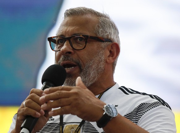 Germany: Fans watch South Korea vs Germany Former German international soccer player Jimmy Hartwig addresses the crowd on the stage. Several thousand fans came to the Commerzbank Arena in Frankfurt, t ...