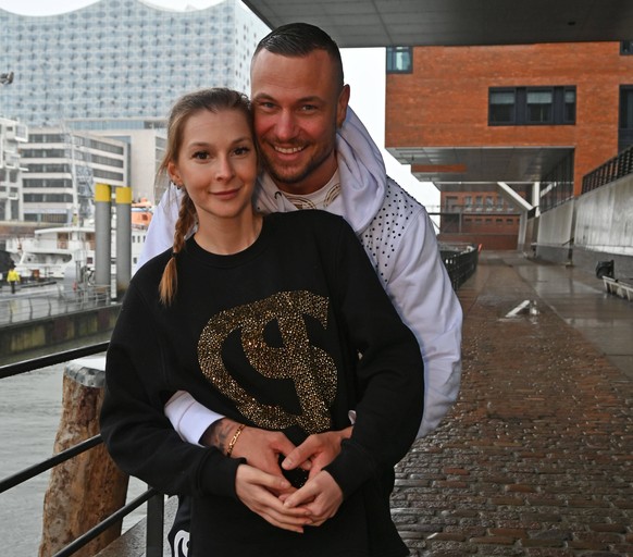 Eric Sindermann mit Freundin Katharina beim Hamburg-Besuch anl