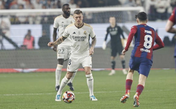 Final de la Supercopa de Espana entre Real Madrid y Barcelona, En la imagen, Kroos. Spanish Super Cup final match between Real Madrid and Barcelona. In this picture, Kroos. �NGELxRIVERO PUBLICATIONxNO ...