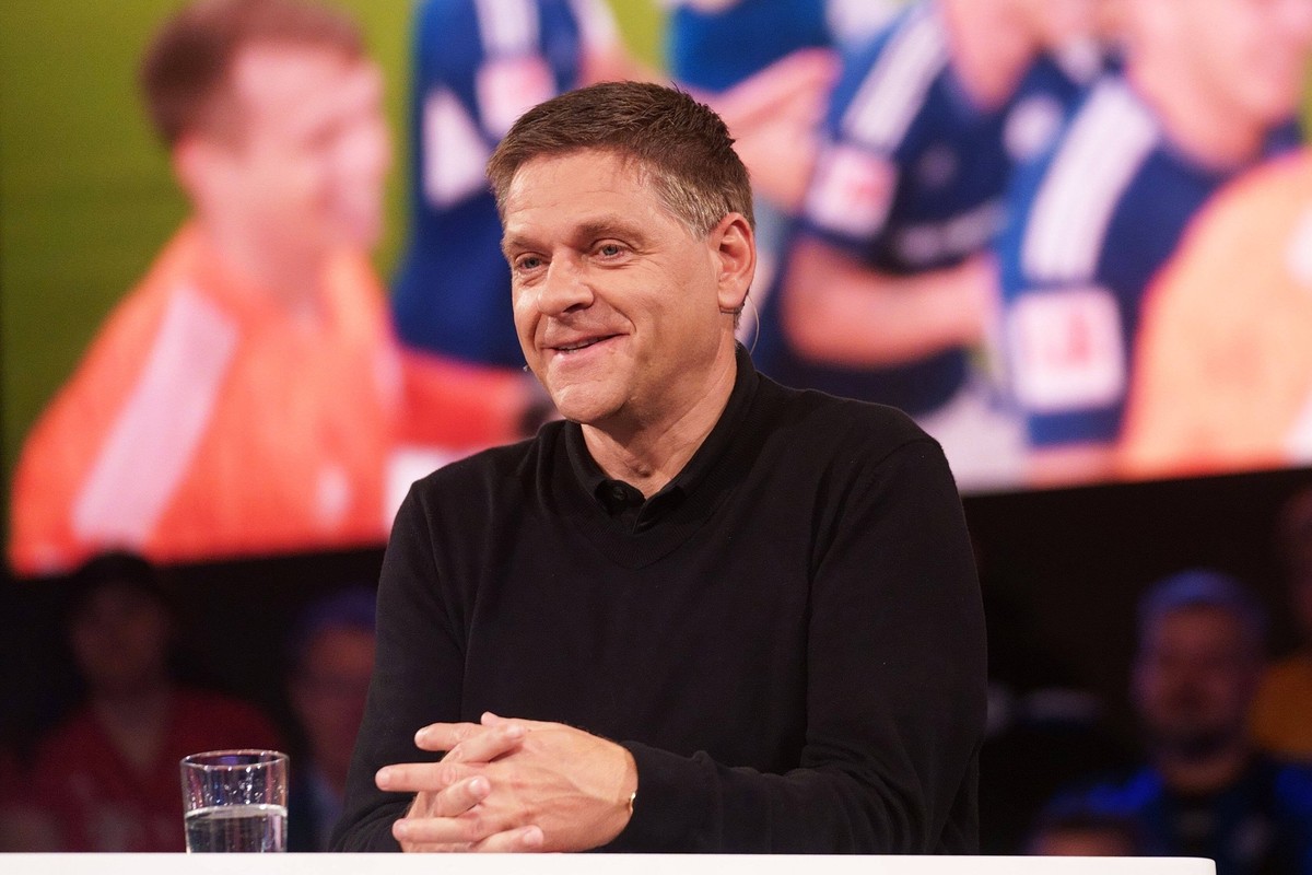 OLIVER RUHNERT DAS AKTUELLE SPORTSTUDIO ZDF MAINZ *** OLIVER RUHNERT THE CURRENT SPORTS STUDIO ZDF MAINZ PUBLICATIONxNOTxINxUSA