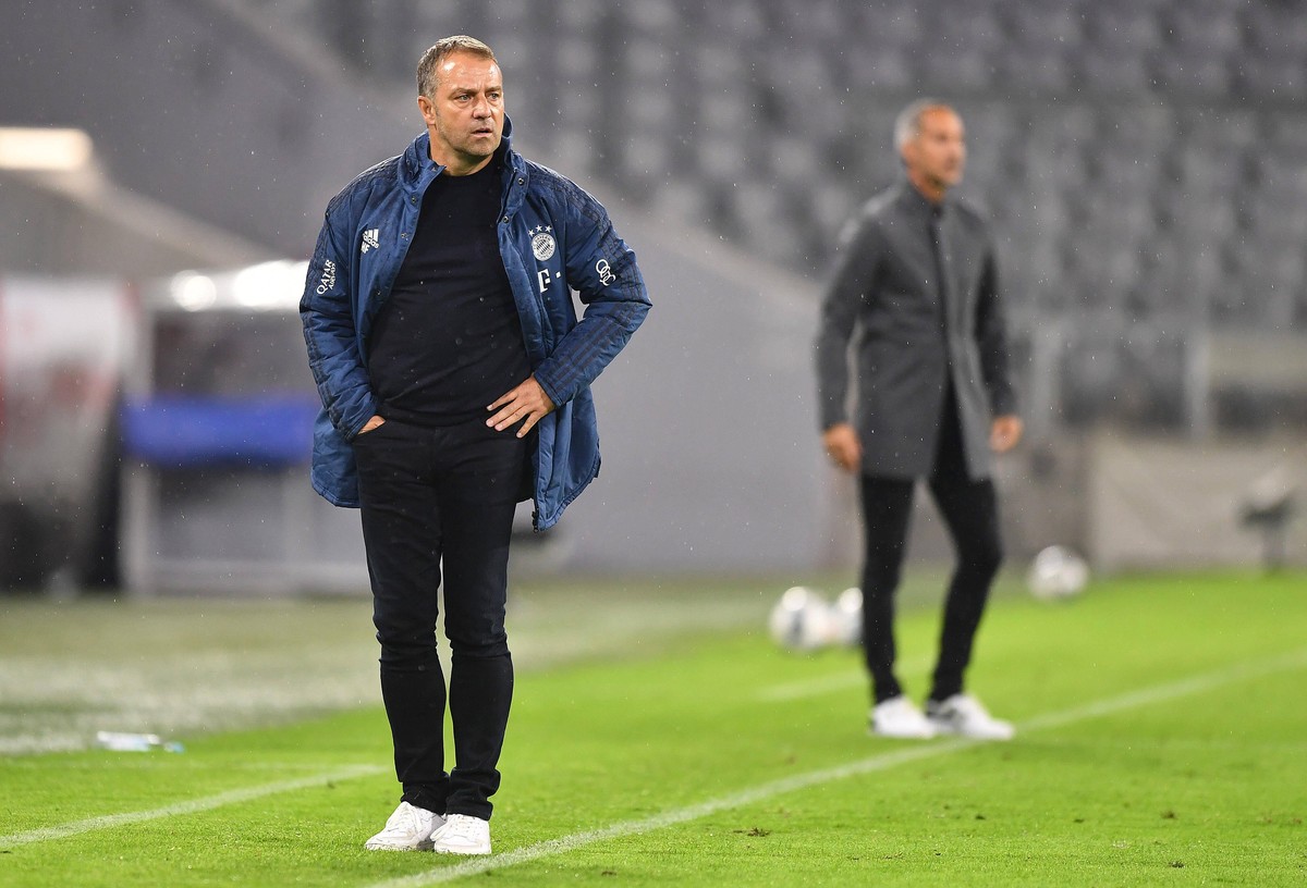 Fussball Trainer Hans-Dieter Hansi Flick Bayern Muenchen, 10.06.2020, Fussball, DFB-Pokal, Halbfinale, FC Bayern Muenchen - Eintracht Frankfurt Muenchen *** Soccer Coach Hans Dieter Hansi Flick Bayern ...