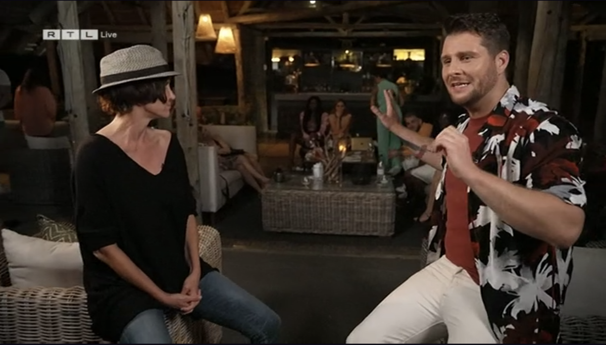 Bei der Liveschalte in "Die Stunde danach" geriet die Situation um Anouschka Renzi und Linda Nobat aus dem Ruder.