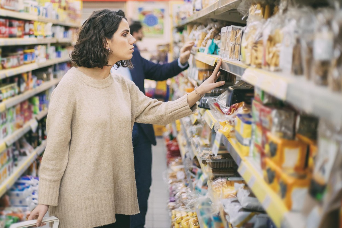 Wer sparen will, muss künftig beim Einkaufen die Preise genau vergleichen.
