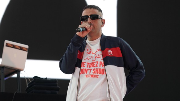 Haftbefehl auf dem CARStival Mannheim Rapper Aykut Anhan aka Haftbefehl war gestern Abend beim CARStival in Mannheim Mannheim CARStival Baden-Württemberg *** Arrest warrant at the CARStival Mannheim R ...