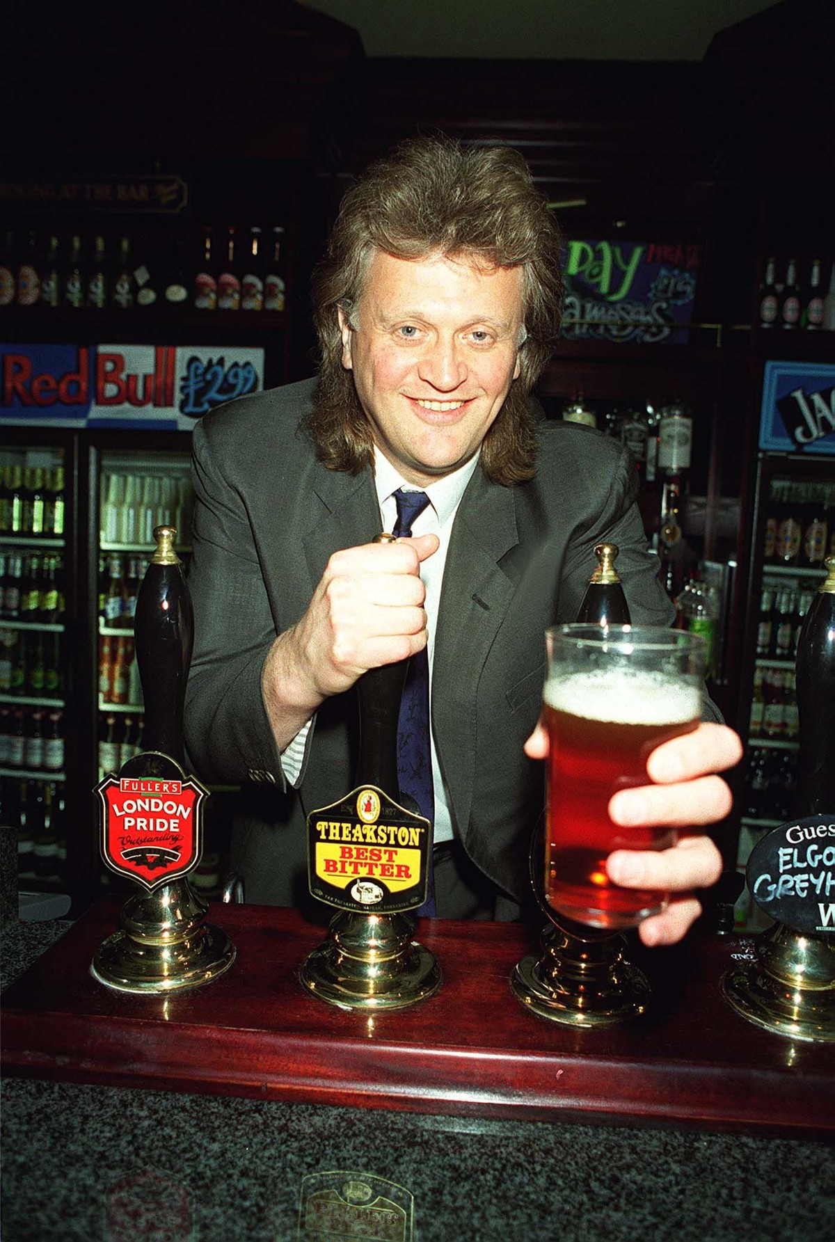 TIM MARTIN
Chairman,
J.D Wetherspoon Plc
Universal Pictorial Press Photo
UIW 015935/A-11 12.03.1999 |
