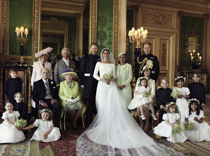 Wie man kleine Kinder zum Stillsitzen bringt? So wie der Royal-Wedding-Fotograf