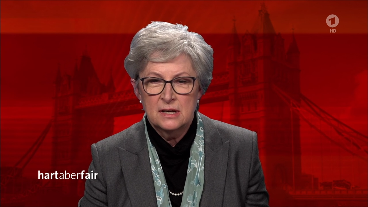 Gisela Stuart freut sich, dass das Impfen in Großbritannien gut klappt.