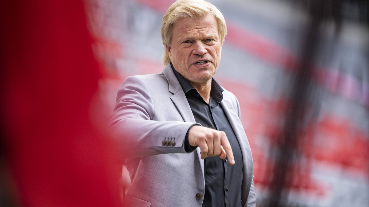 31.07.2021, xkvx, Fussball Testspiel, FC Bayern Muenchen - SSC Neapel emspor, v.l. Vorstandsvorsitzender Oliver Kahn FC Bayern Muenchen DFL/DFB REGULATIONS PROHIBIT ANY USE OF PHOTOGRAPHS as IMAGE SEQ ...