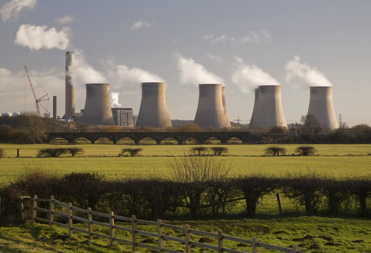 Coal-fuelled power station in the East Midlands, England, featuring some of the surrounding rural environment.