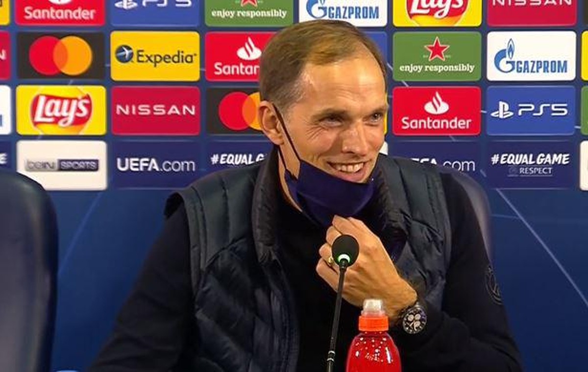 "Avec un sourire" (mit einem Lächeln): Thomas Tuchel findet ein versöhnliches Ende.