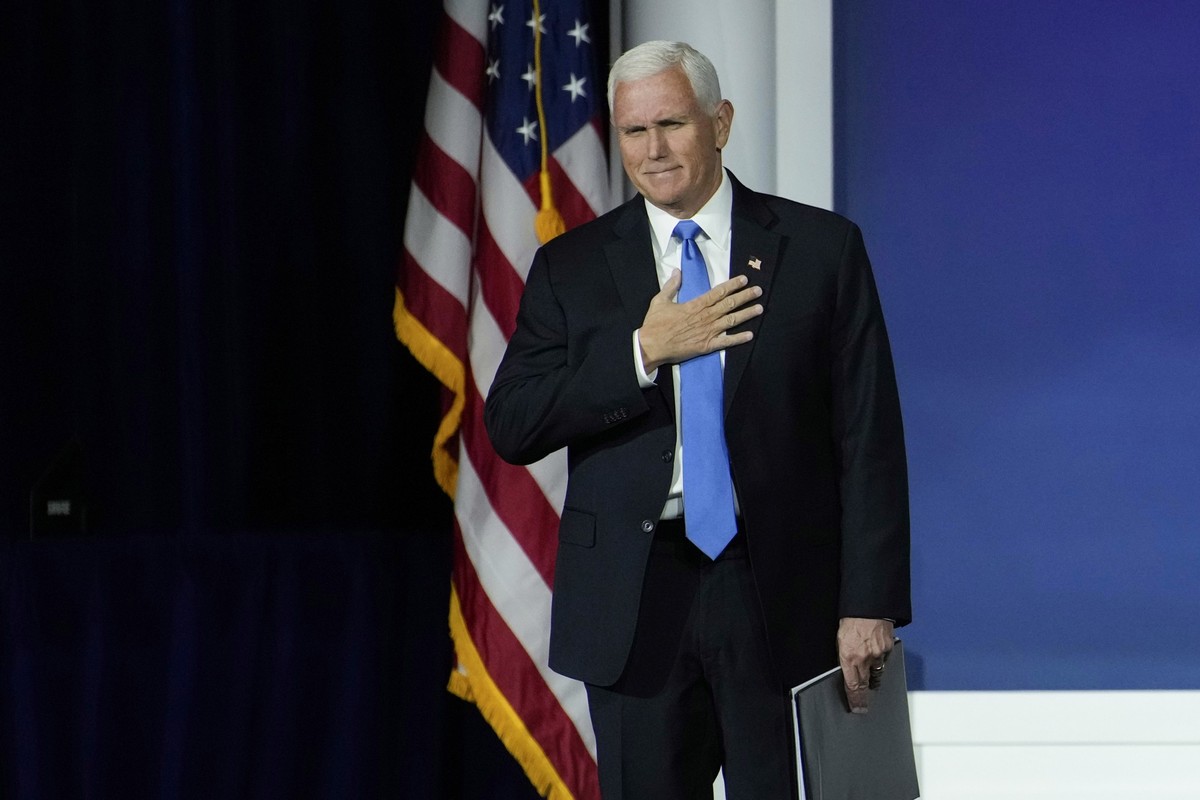 dpatopbilder - 28.10.2023, USA, Las Vegas: Mike Pence, ehmaliger Vizepräsident der USA, spricht bei einem jährlichen Treffen der Republican Jewish Coalition. Pence zieht seine Kandidatur für die repub ...