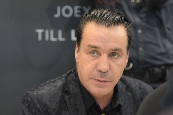 Till Lindemann, front singer/songwriter of band Rammstein, at Frankfurt Bookfair / Buchmesse Frankfurt 2017 Frankfurt, Germany. 14th Oct, 2017. Till Lindemann, front singer/songwriter of band Rammstei ...