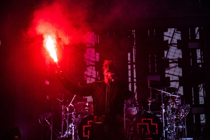 Till Lindemann ist aktuell mit seiner Band Rammstein auf Tour.