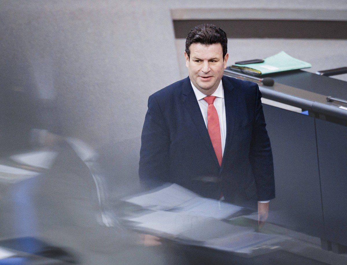 Hubertus Heil SPD, Bundesminister fuer Arbeit und Soziales, aufgenommen im Rahmen der 88. Sitzung des Deutschen Bundestages in Berlin. 02.03.2023. Berlin Deutschland *** Hubertus Heil SPD , Federal Mi ...