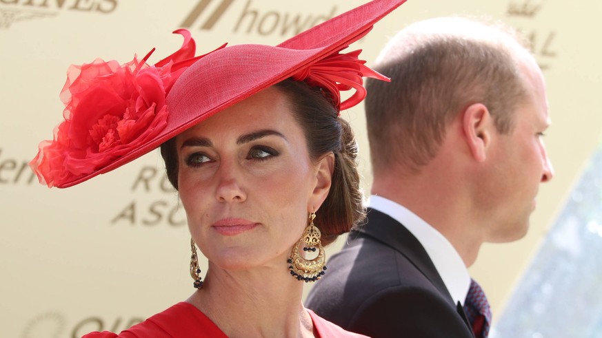 23.06.2023, Ascot, Windsor, GBR - HRH Prince William, Prince of Wales and HRH Catherine, Princess of Wales. Ascot racecourse. abgewandt, abwenden, Ascot, aussen, Aussenaufnahme, britisch, Duke of Camb ...