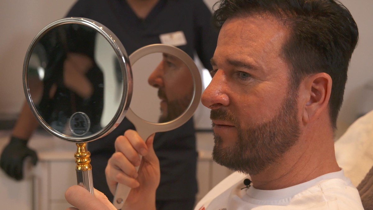 Michael Wendler.

Die Verwendung des sendungsbezogenen Materials ist nur mit dem Hinweis und Verlinkung auf TVNOW gestattet.