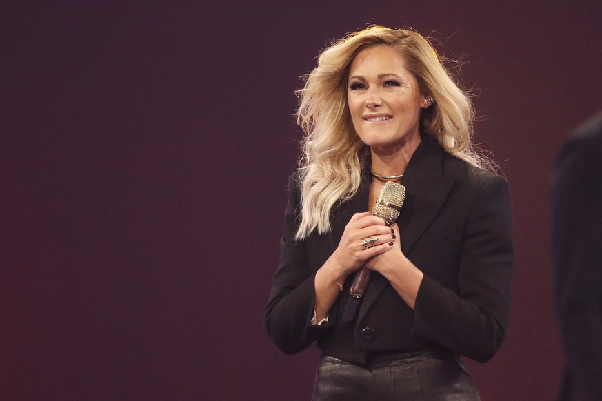 02.11.2019, Westfalenhalle, Dortmund, Florian Silbereisen praesentiert die TV-Schlagershow des Jahres, im Bild Helene Fischer Schlagerbooom 2019 Alles funkelt Alles glitzert *** 02 11 2019, Westfalenh ...