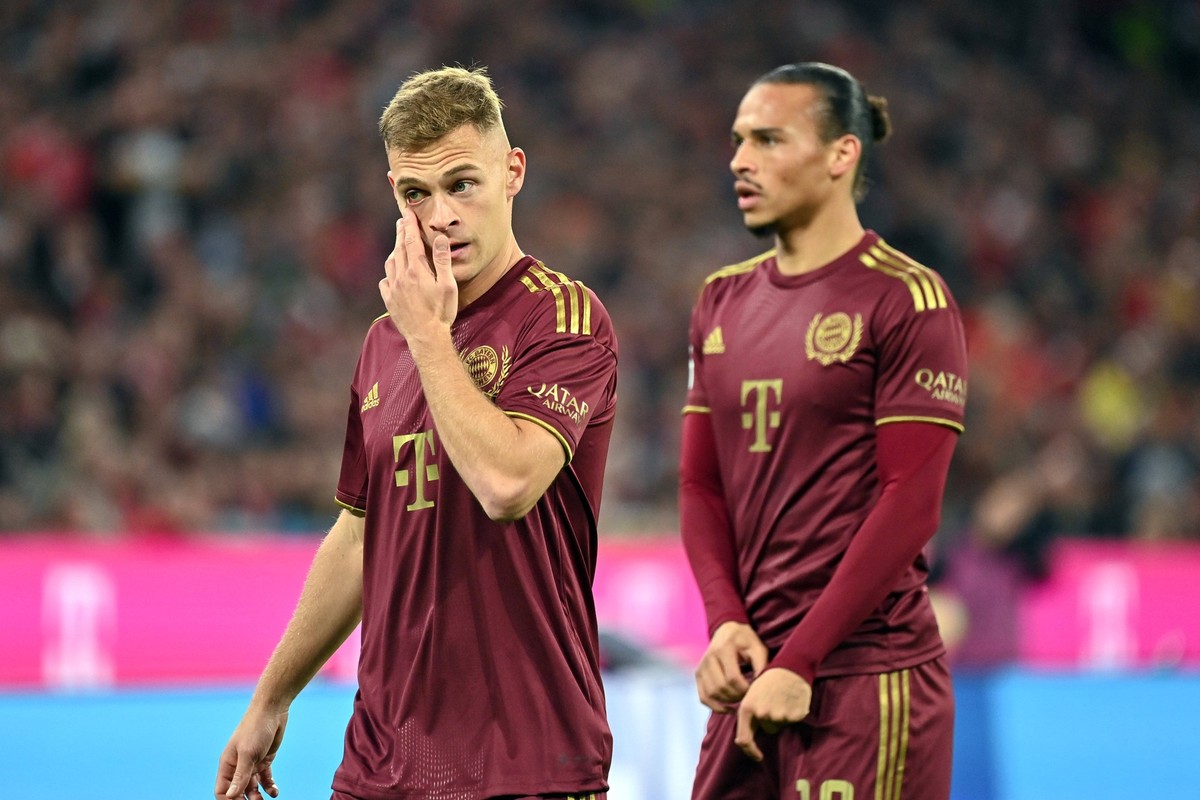 v.li:Joshua KIMMICH Bayern Muenchen, Leroy SANE Bayern Muenchen, Aktion, Fussball 1. Bundesliga Saison 2022/2023, 8.Spieltag, Spieltag08, FC Bayern Muenchen - Bayer Leverkusen 4-0 am 30.09.2022, A L L ...