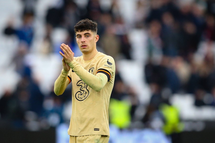 LONDON, ENGLAND - FEBRUARY 11: Kai Havertz of Chelsea applauds the fans after the Premier League match between West Ham United and Chelsea FC at London Stadium on February 11, 2023 in London, United K ...