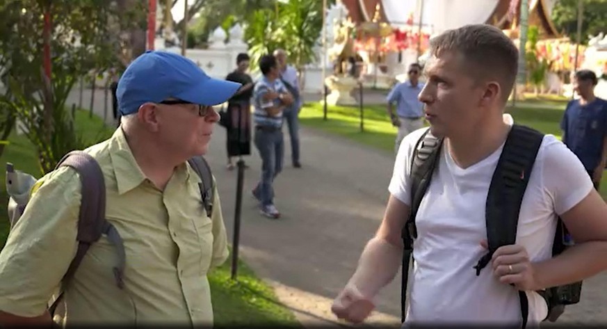 Oliver Pocher (r.) und sein Vater Gerhard: Auf ihrer abenteuerlichen Reise, die RTL jetzt zeigt, kam es zum Streit.