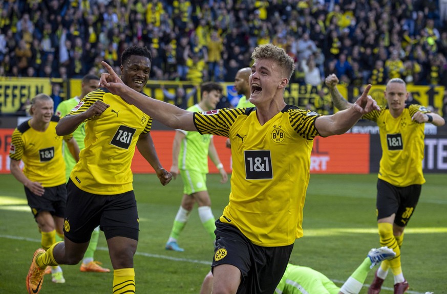 Tom Rothe Borussia Dortmund, 36jubelt nach seinem Tor zum 1:0GER, Borussia Dortmund vs. VFL Wolfsburg, Fu