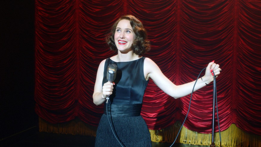 Rachel Brosnahan, The Marvelous Mrs. Maisel Season 3 2019 Credit: Netflix / The Hollywood Archive Los Angeles CA PUBLICATIONxINxGERxSUIxAUTxONLY 33931013THA