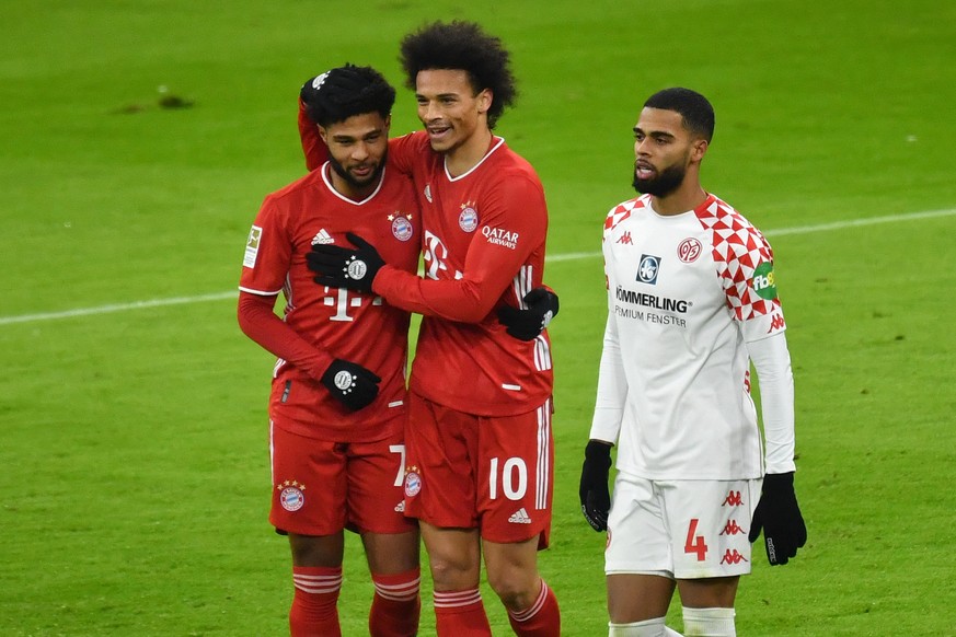 Torjubel Leroy SANE (Bayern Muenchen), mit Serge GNABRY (FC Bayern Muenchen,li). Jubel,Freude,Begeisterung,Aktion. Fussball 1. Bundesliga Saison 2020/2021,14.Spieltag, Spieltag14, FC Bayern Muenchen - ...