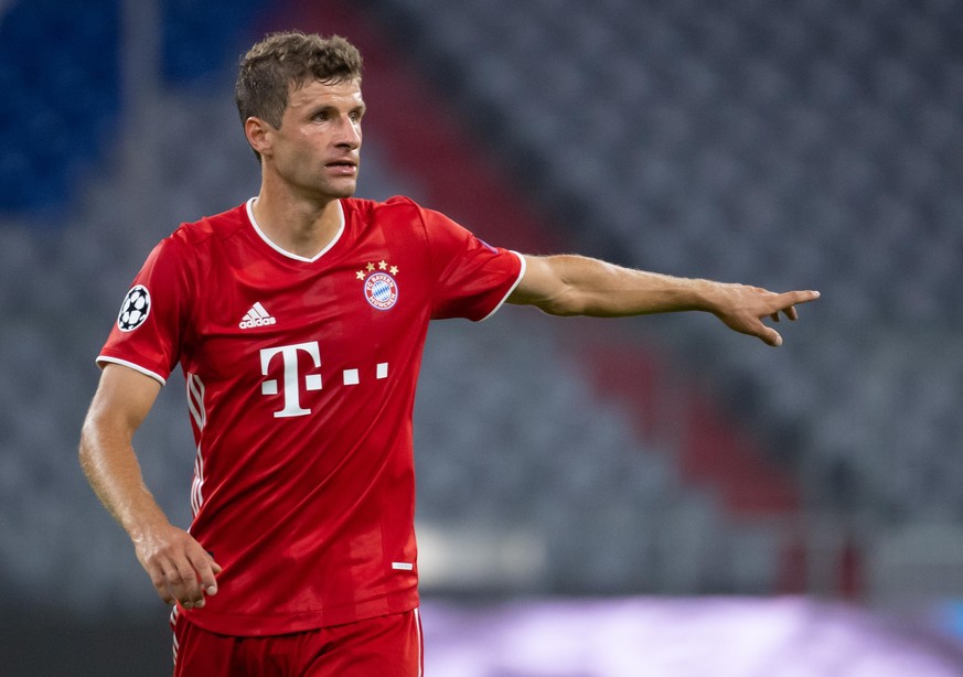 08.08.2020, Bayern, München: Fußball: Champions League, K.o.-Runde, Achtelfinale, Rückspiel: FC Bayern München - FC Chelsea in der Allianz Arena. Münchens Thomas Müller gestikuliert auf dem Platz. Fot ...