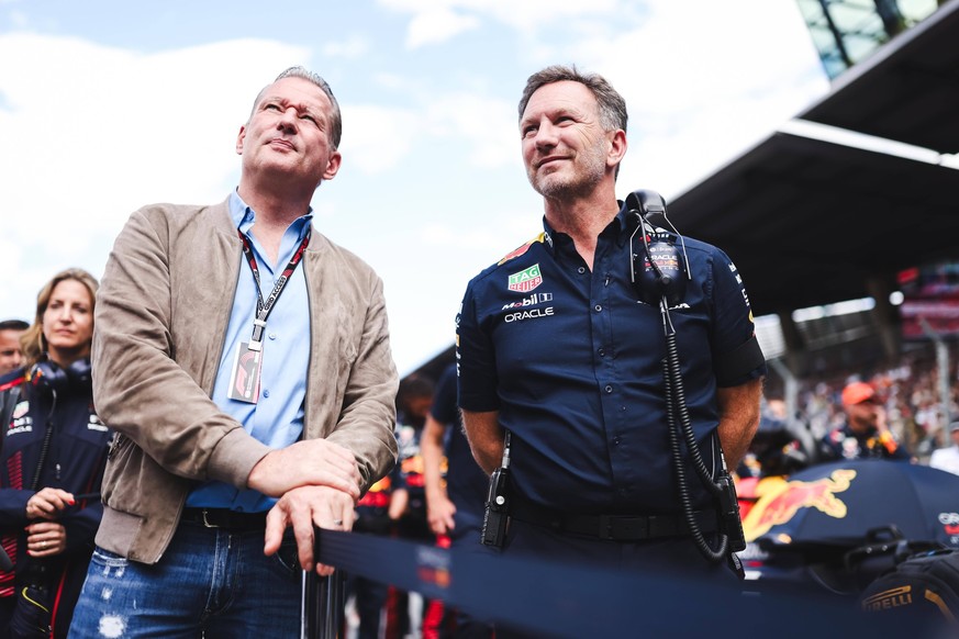 FORMULA 1 - GP of Austria 2023 SPIELBERG,AUSTRIA,02.JUL.23 - MOTORSPORTS, FORMULA 1 - Grand Prix of Austria, Red Bull Ring. Image shows Jos Verstappen and team principal Christian Horner Red Bull Raci ...