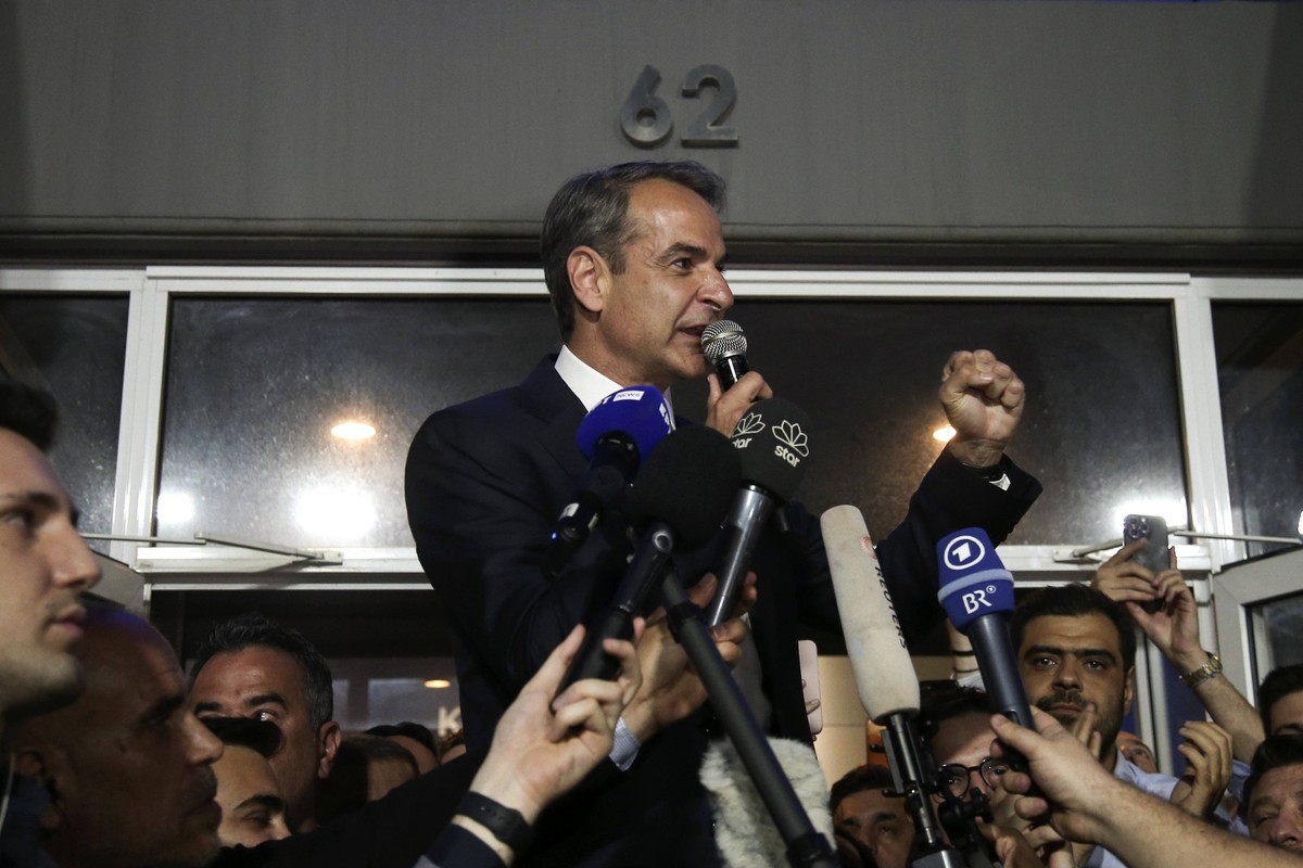 Greek Election: Centre-right Mitsotakis Hails Big Win Greek Prime Minister and leader of New Democracy conservative party , Kyriakos Mitsotakis, saluts party supporters after the announcement of the f ...