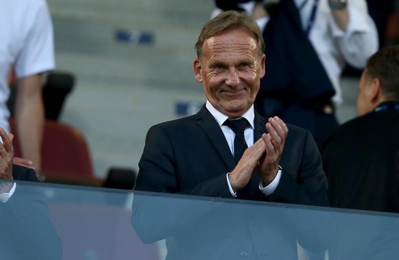 Bologna, Italien - 04.06.2022: Hans-Joachim Watzke gestikuliert, gestik vor dem UEFA Nations League - Liga A Gruppe 2 Spiels zwischen Italien und Deutschland im Renato Dall Ara am 04. Juni 2022 in Bol ...