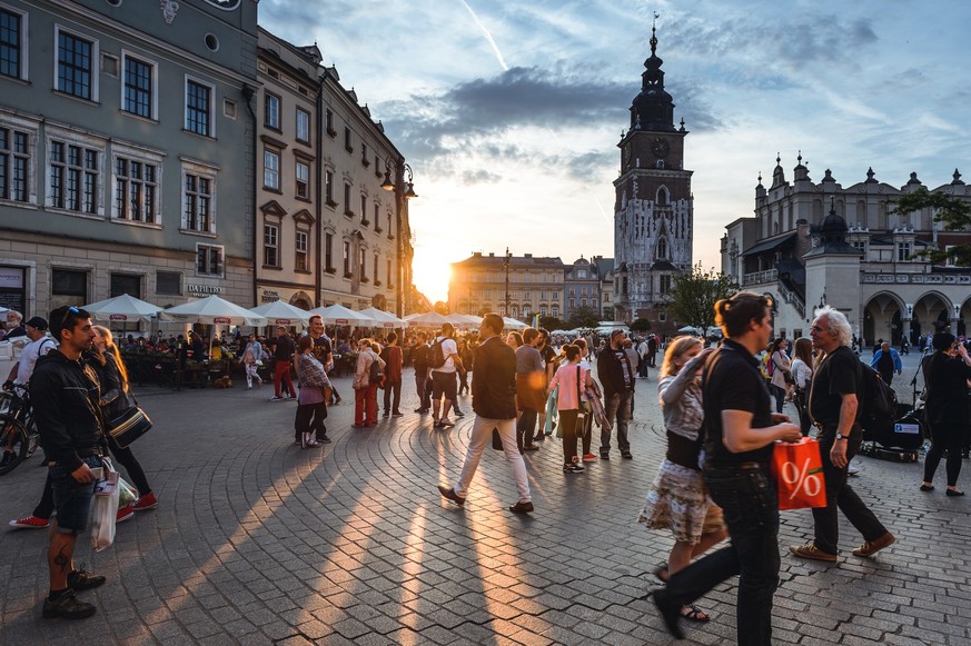 Volle Straßen gehören zum Alltag in den Touristenhochburgen. In diesem Fall Krakau.