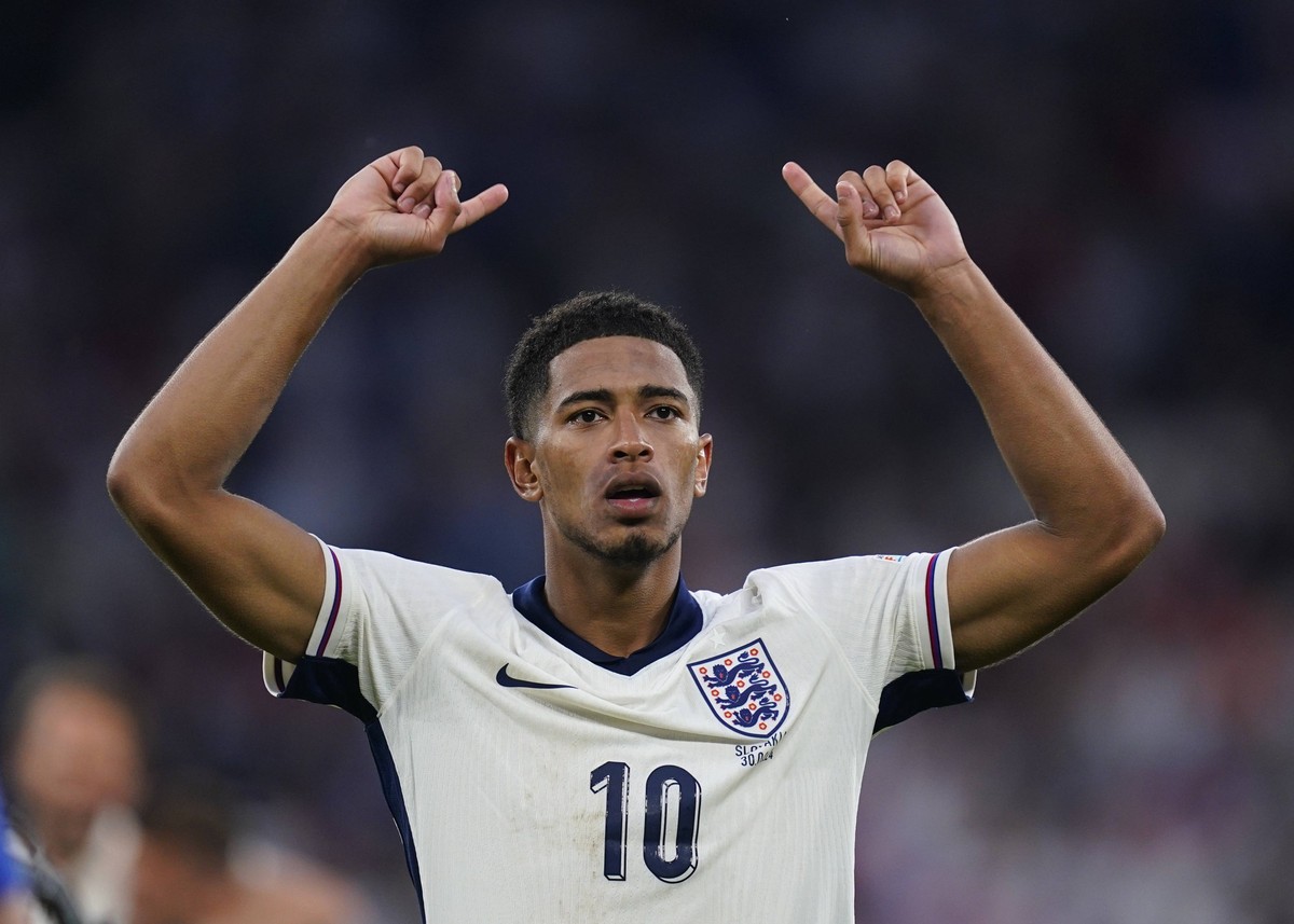 GER: England v Slovakia. UEFA EURO, EM, Europameisterschaft,Fussball 2024 Jude Bellingham of England celebrating at full time during the UEFA Euro 2024 match between England and Slovakia, Round of 16, ...