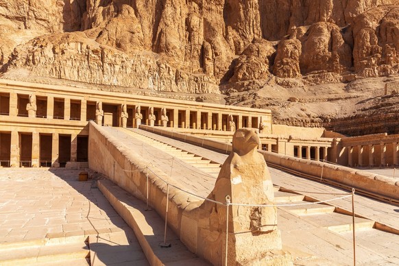 Der Totentempel der Hatschepsut in Luxor zählt zu den spektakulärsten seiner Art.