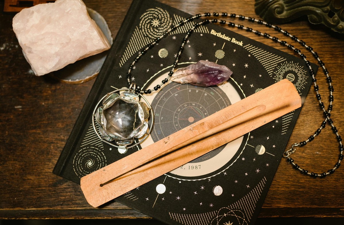 Personen, die an Wechseltagen geboren sind, sollten sich ihr Horoskop ganz genau anschauen.