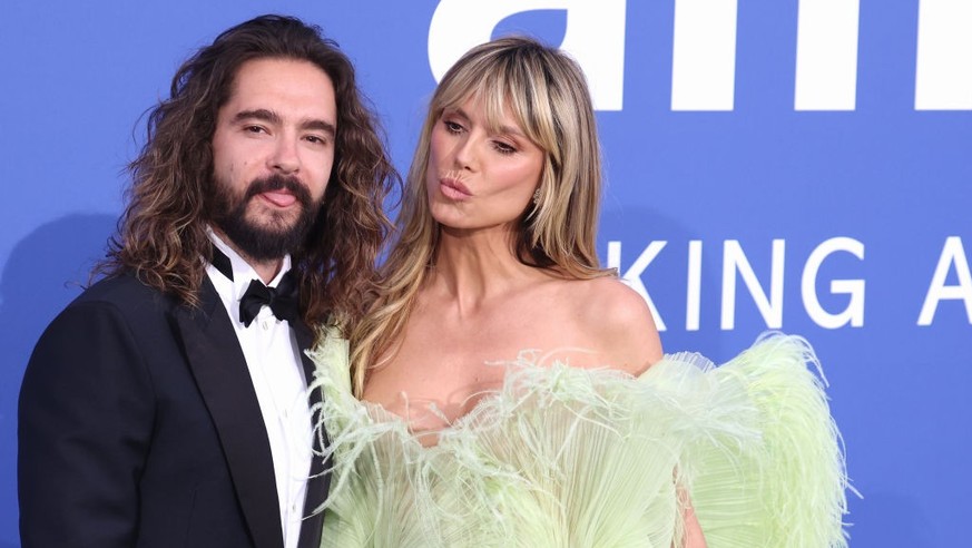 CAP D&#039;ANTIBES, FRANCE - MAY 25: Tom Kaulitz and Heidi Klum attend the amfAR Cannes Gala 2023 at Hotel du Cap-Eden-Roc on May 25, 2023 in Cap d&#039;Antibes, France. (Photo by Gisela Schober/Getty ...